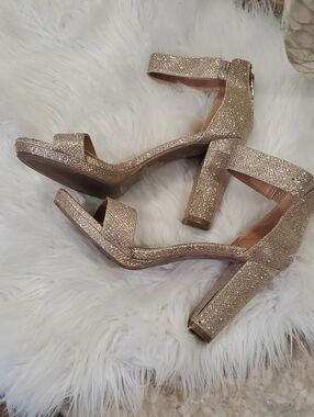 TOP Moda Glitter Block Heel Sandals  in Gold Size 7.5